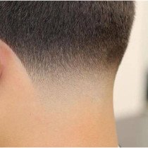 Dégradéde la nuque avec barbe