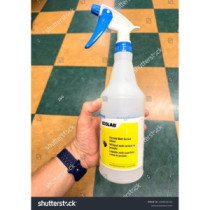 Nettoyants Multi-Surfaces