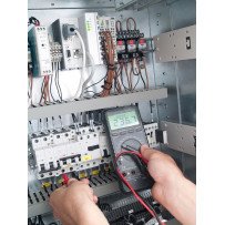 Maintenance Préventive des Panneaux Électriques